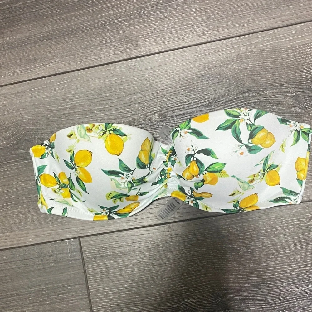 NWOT! Victoria’s Secret Lemon Print Strapless Bikini Top